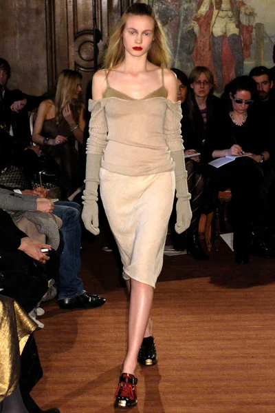 Look 24